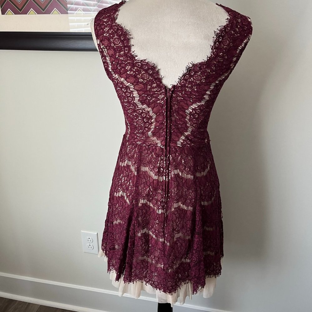 Trixxi Maroon Lace Cocktail Dress S - Picture 5 of 7